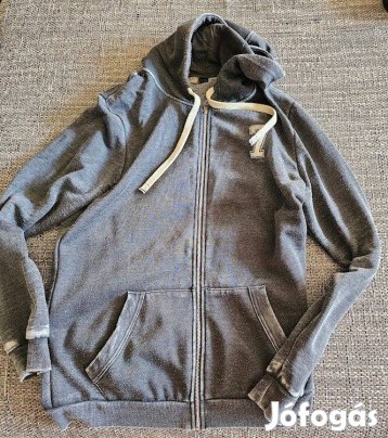 Szürke, koptatott kapucnis pulcsi, M méret