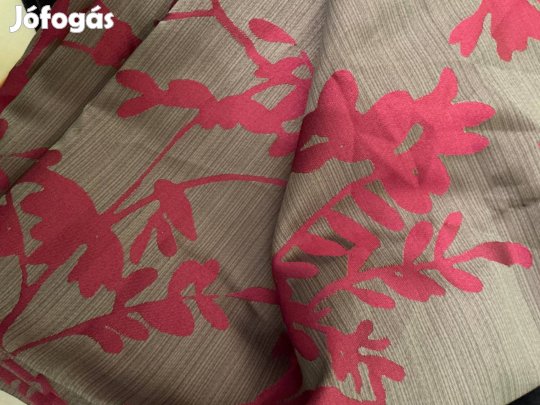 Szürke alapon fukszia színű virágos függöny