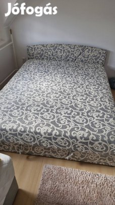 Szürke álom kényelmes ágyon