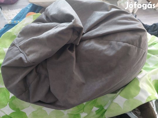 Szürke babzsákfotel gyereknek