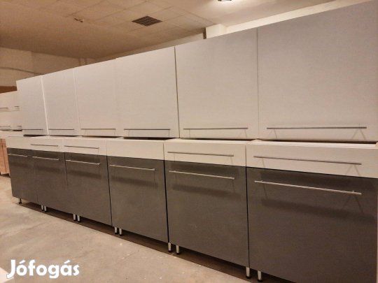 Szürke-fehér matt konyhabútor (AQ116)