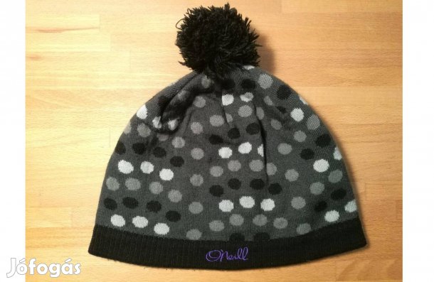 Szürke-fekete, pöttyös, meleg, polárbéléses, pompomos O'Neill sapka