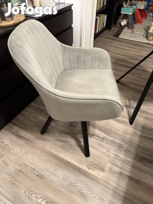 Szürke fotel