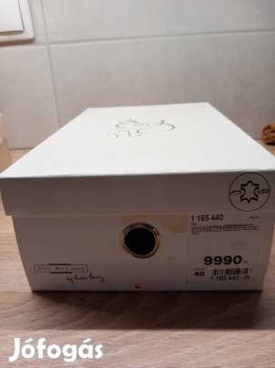 Szürke körömcipő eladó