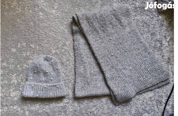 Szürke kötött gyöngyökkel díszített sapka, sál szett