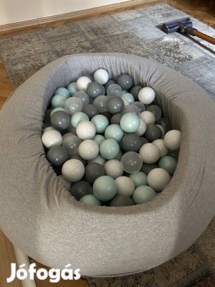 Szürke labdamedence ( +100 labda )