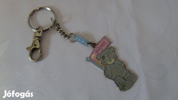 Szürke mackó kulcstartó karabínerrel