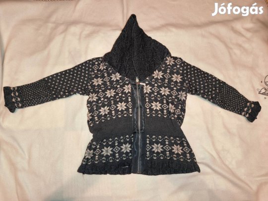 Szürke meleg pulóver