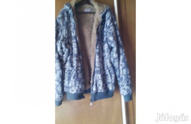 Szürke mintás férfi dzseki , XL-es méret