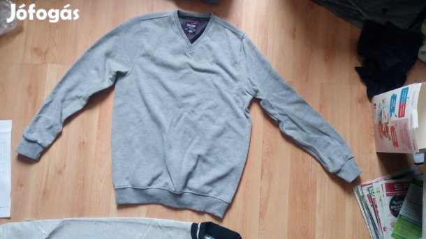 Szürke pulóver L eladó Nyíregyházán