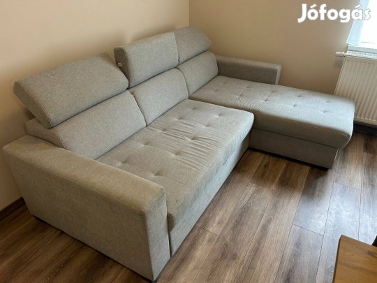 Szürke sarokkanapé