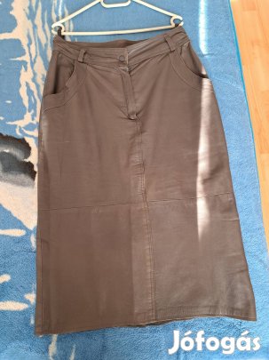Szürke szinü börszoknya
