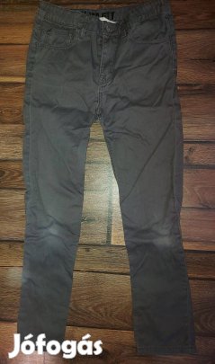 Szürke színű farmernadrág