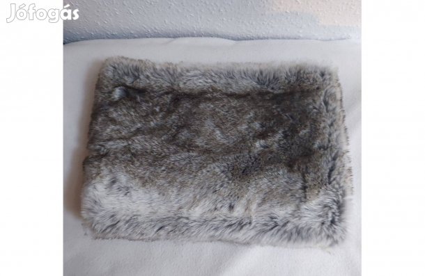 Szürke színű műszőrme csősál (körsál), tökéletes állapotú