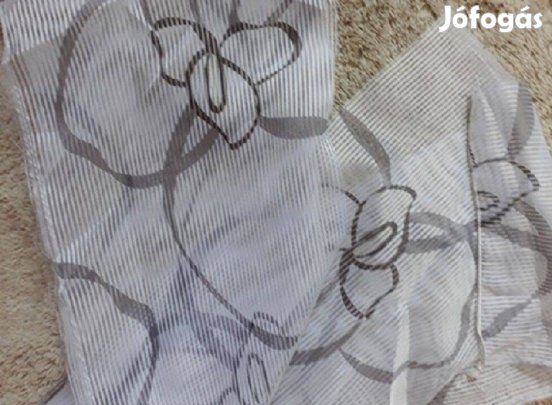 Szürke virágos új organza függöny (4m x 290 cm)