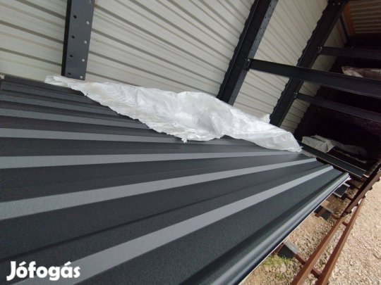 T18 trapézlemez 0,45 mm Antracit szürke RAL 7016 matt: 2 m, 2,5 m, 3