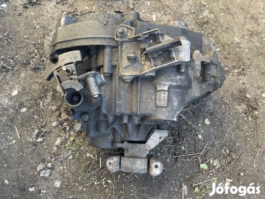 T5 alkatrészek  Volkswagen 