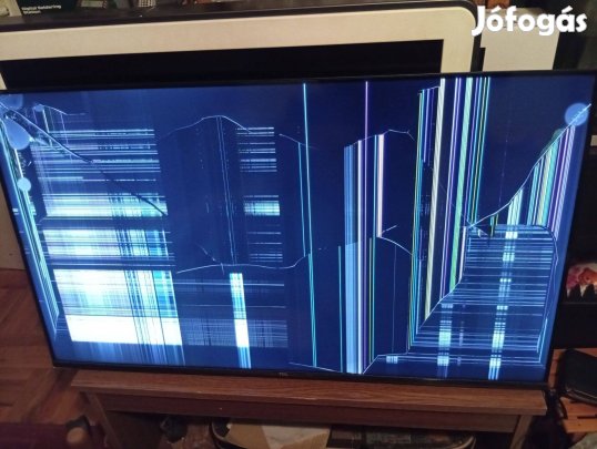TCL 43P638 smart TV törött