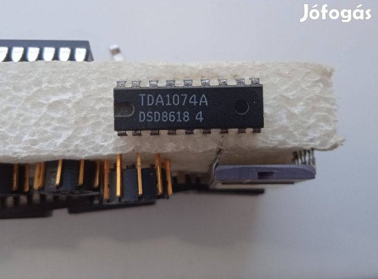 TDA 1074 A , sztereó hangerő &hangszín szabályozó IC , új