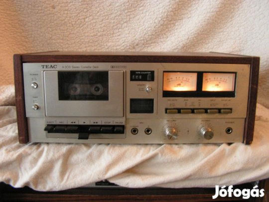 TEAC A 303 sztereó kazattás magnó - deck. Fa dobozos !