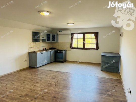 TOLNA-MÖZSÖN 3 LAKÁSOS HÁZ ELADÓ!