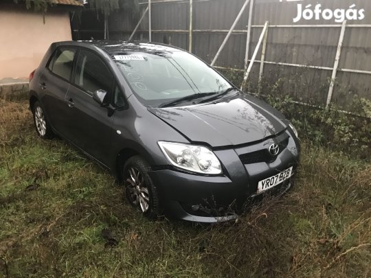 TOYOTA AURIS D4D JOBB K, MANUAL eladó