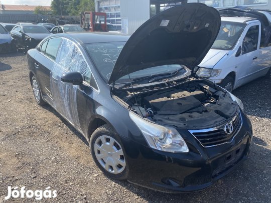 TOYOTA AVENSIS 2,0D JOBB K, MANUAL eladó