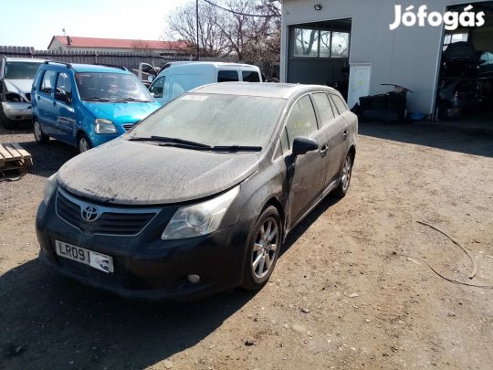 TOYOTA AVENSIS T27 2,0D KOMBI JOBB K, MA eladó