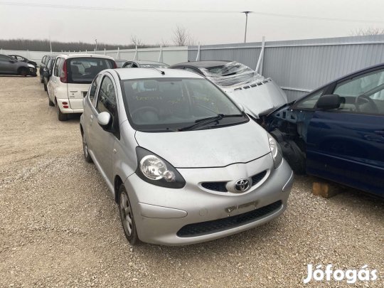 TOYOTA AYGO 1,0 12V JOBB K, MANUAL eladó