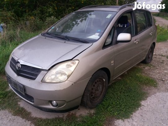 TOYOTA COROLLA VERSO 1,8 16V BAL K, MANU eladó