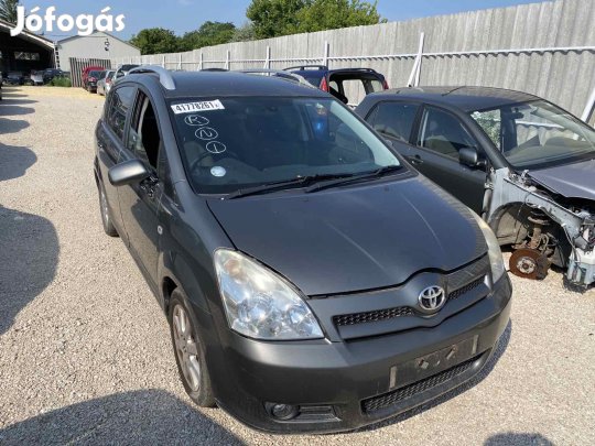 TOYOTA COROLLA VERSO 2,0D JOBB K,MANUAL eladó