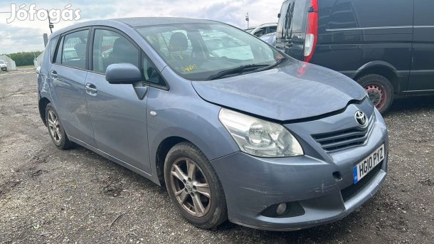 TOYOTA VERSO 2,0 D4D JOBB K, MANUAL eladó