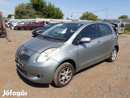 TOYOTA YARIS 1,3 BENZIN JOBB K, MANUAL eladó