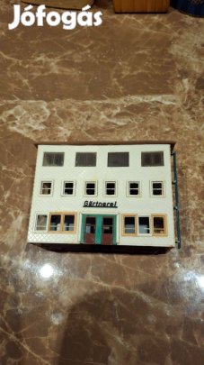 TT modell emeletes ház