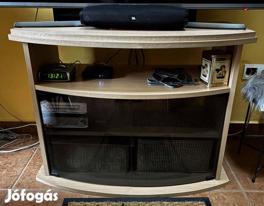 TV állvány - ívelt