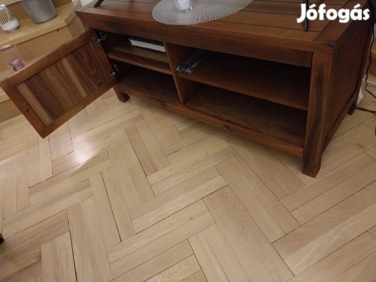 TV fa asztal