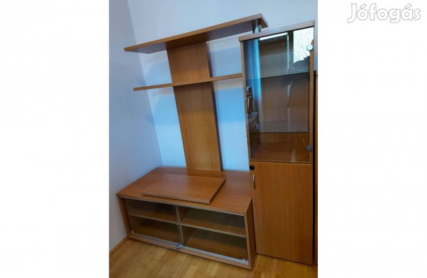 TV szekrény üveges szekrénnyel nappaliba