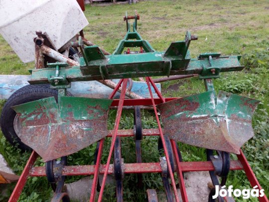 TZ4K14B - után burgonya feltöltő dupla ekés.150 000 Ft