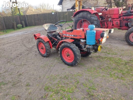 TZ4K kistraktor, pótkocsival