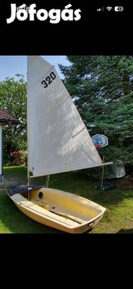 Tabur 320 Vitorlás
