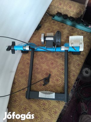 Tacx Cycleforce One mágnesfékes görgő kerékpáros edzőgörgő