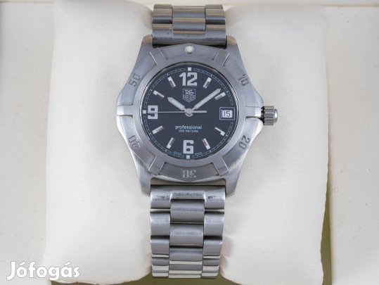 Tag Heuer Professional 200m