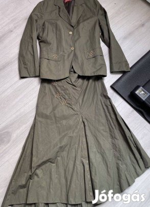 Taifun kosztüm új 42