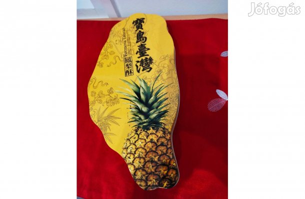 Tajvan formájú fém süteményes doboz