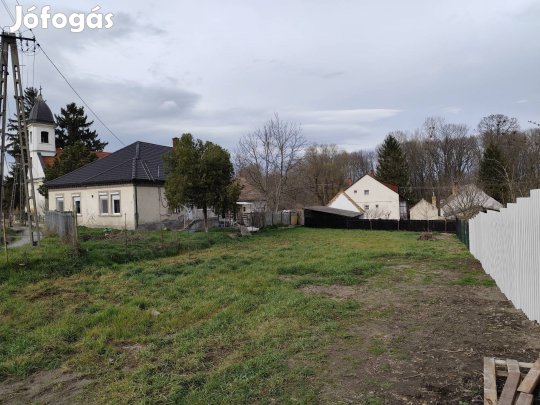 Takácsiban építési telek eladó! Akciós 