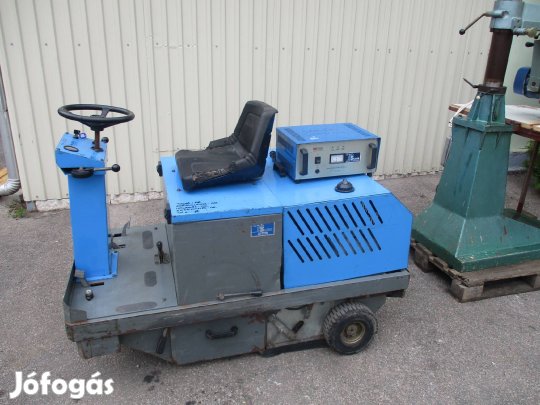 Takarító gép porszívó takarítógép seprőgép (670)