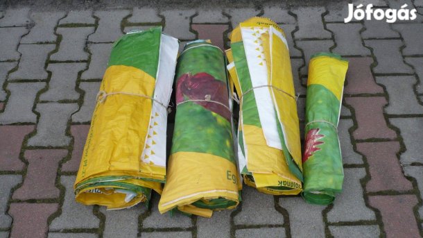 Takarmány zsákok zöld