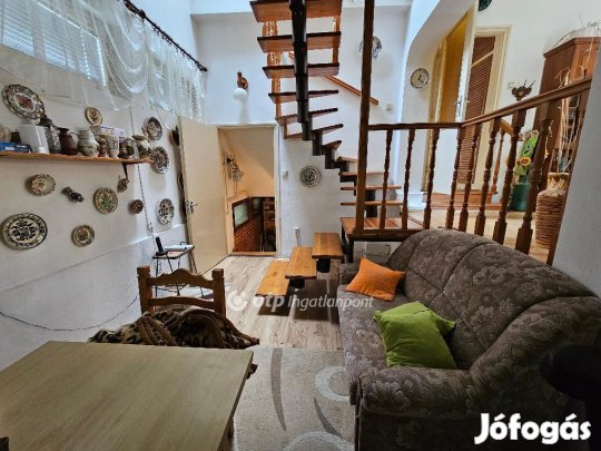 Taksonyi eladó 110 nm-es ház