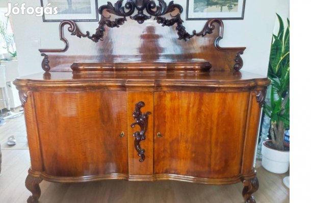 Tálaló diófunérral szép állapotban eladó