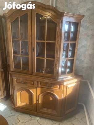Tálalószekrény 2 db jó állapotban eladó